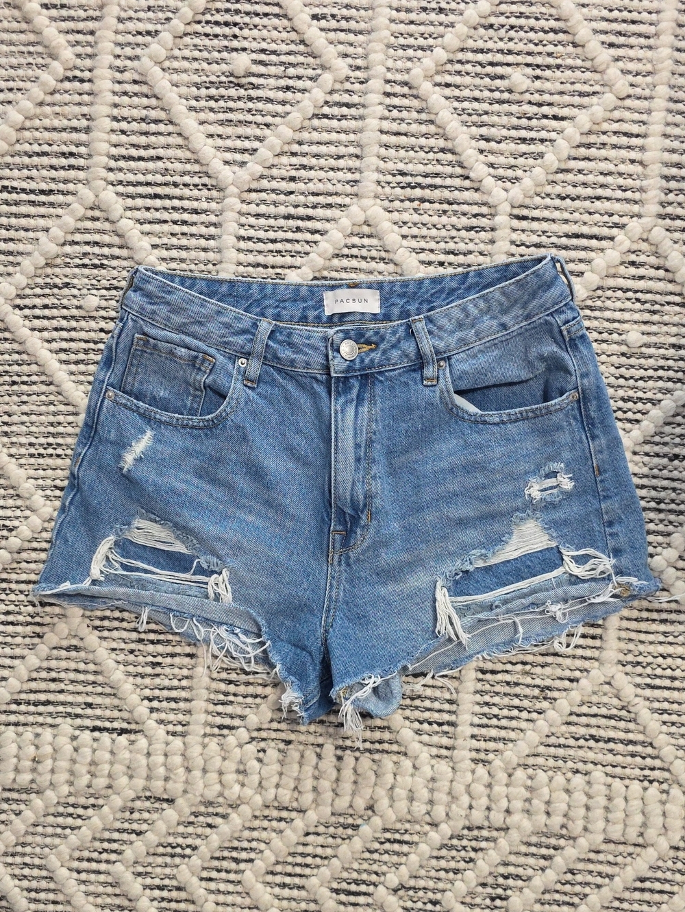 PacSun Distressed Denim Jean Shorts in Light Blue Wash